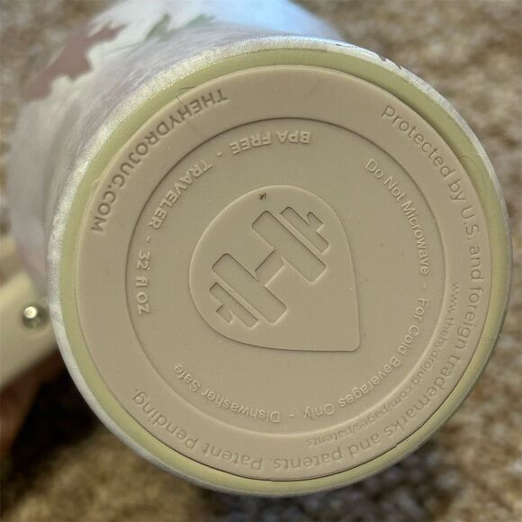 HydroJug Traveler 32oz Camo Insulated Tumbler Leak-Proof BPA Free - Picture 7 of 8